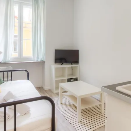 Bright Studio Nearby Jean Medecin And Station In Central - Welkeys * Nicea