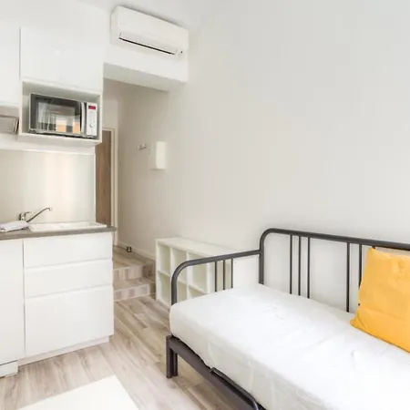 Bright Studio Nearby Jean Medecin And Station In Central - Welkeys Nicea